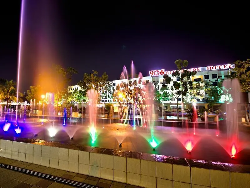 906 Riverside Hotel Malacca 3*,