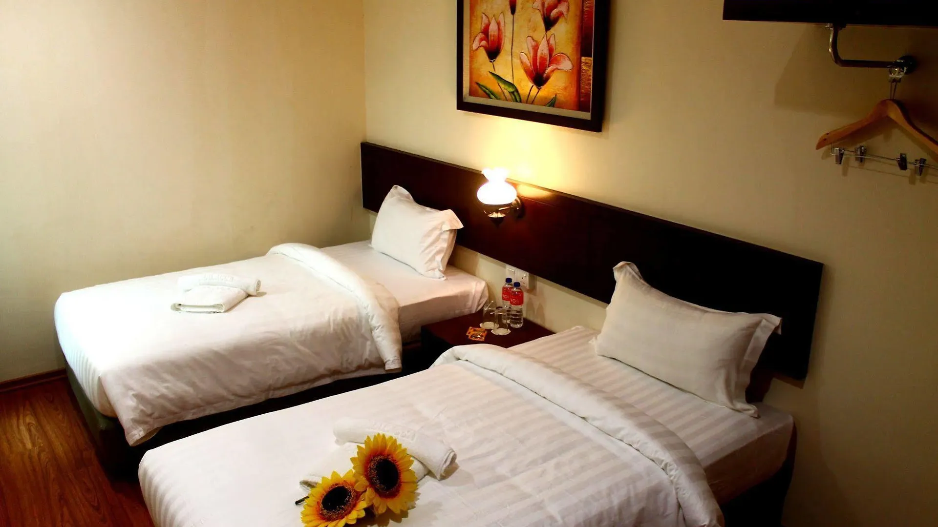 906 Riverside Hotel Malacca